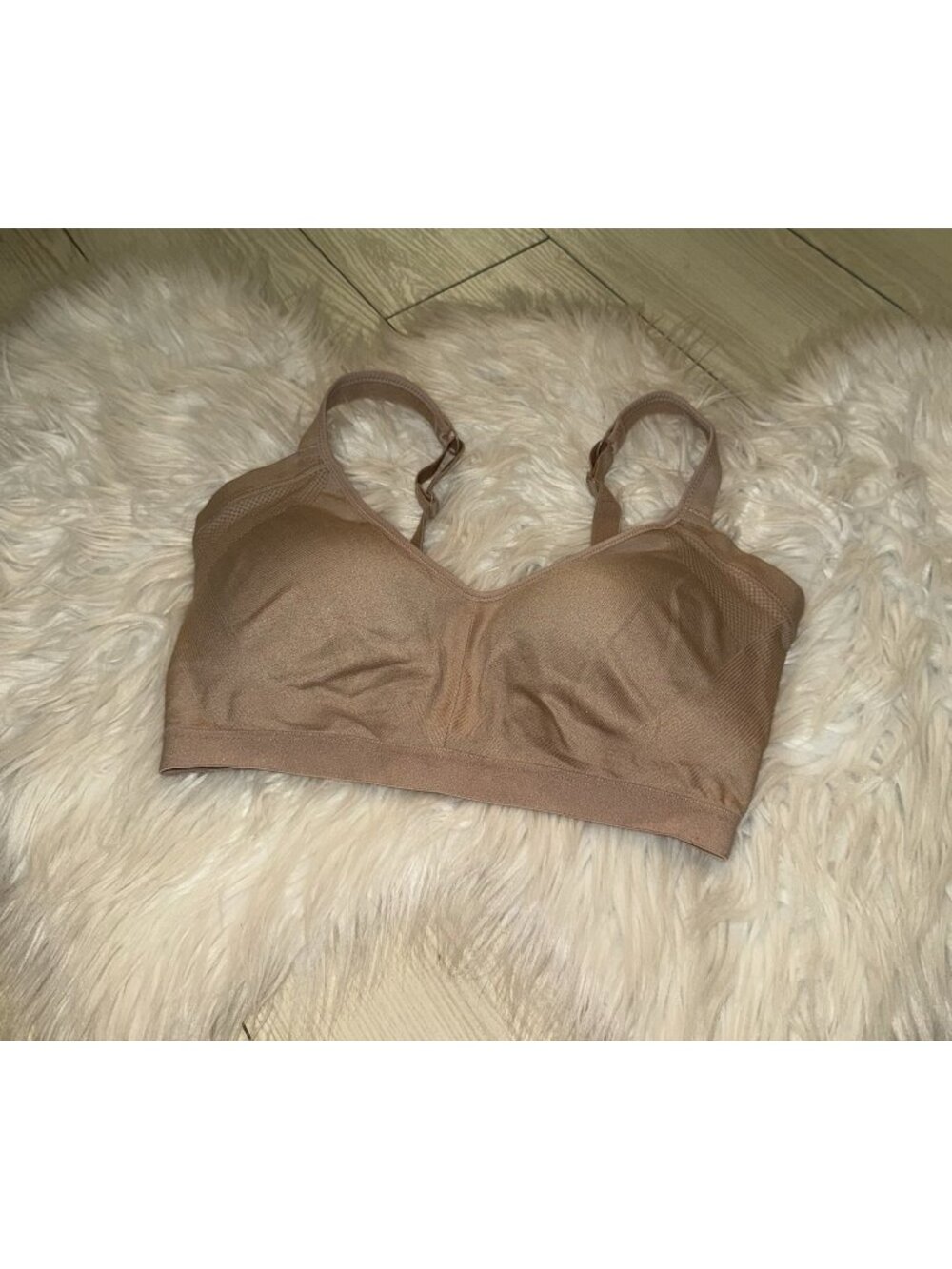 Warners RM3911W Blissful Benefits Underarm Smoothing Bra Womens L Large Beige